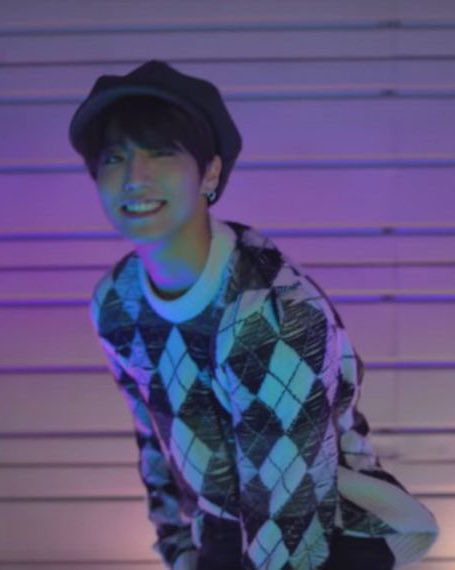 i received a request for jeekies so here’s a thread