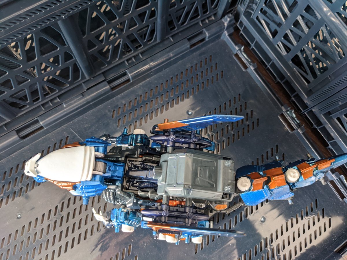 ゼノレックス凱龍輝カラーに塗装&改造しました!!塗装してよかったです