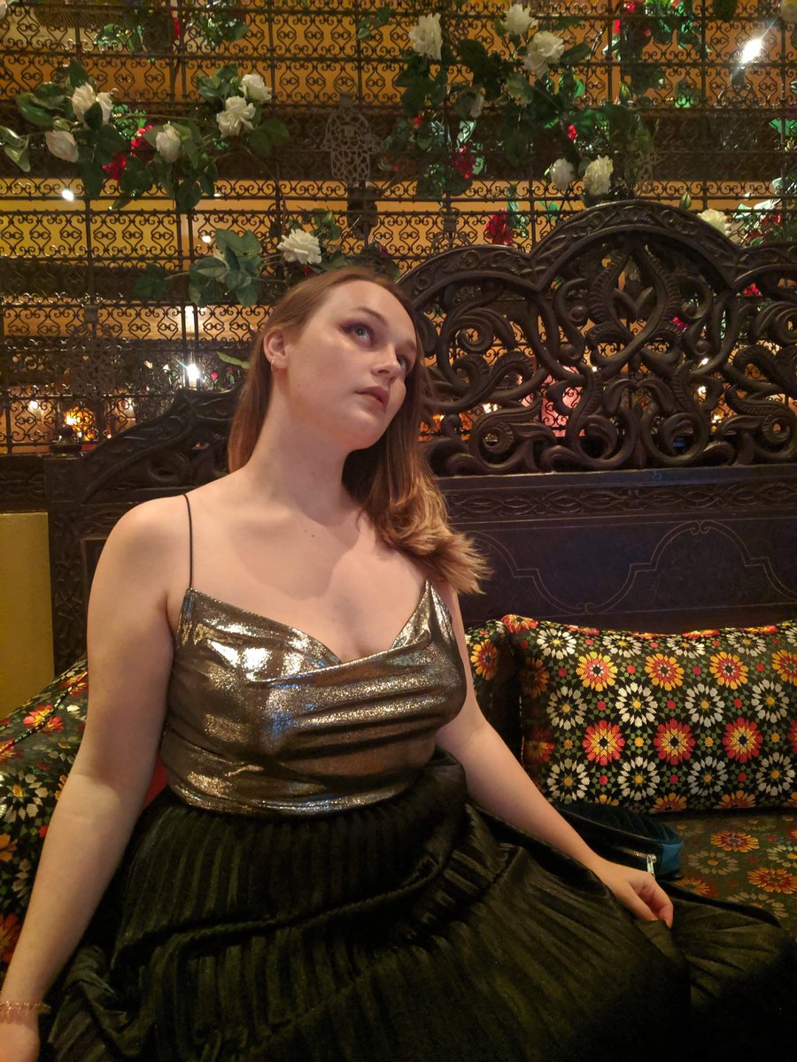  @PaigeDolanXD took me to this incredibly beautiful restaurant underground and we bought this outfit the day of because my dress didn't arrive 10/10 shiny and a great day