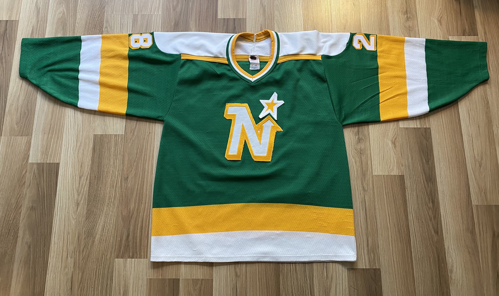 North Stars Jerseys (Green, Small)