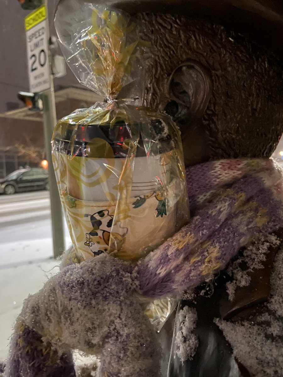 sassymonkeys_4's tweet photo. It’s cold, bundle up!! #monkeyshines2021 https://t.co/D8QqJZ2odI