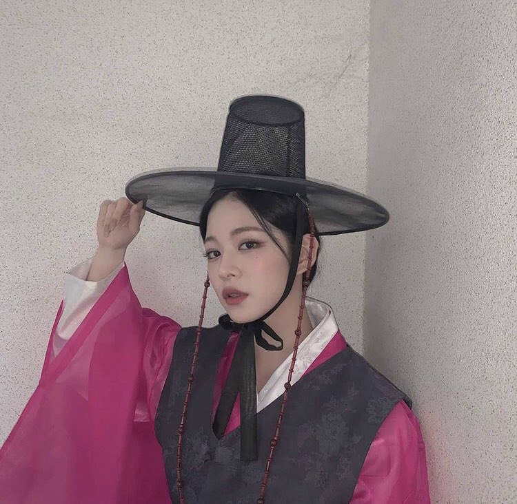 fromisource's tweet photo. 210213 fromis_9 instagram update https://t.co/8ccWqFSxE2