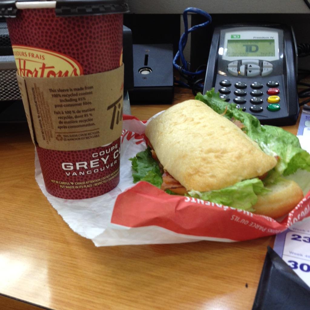 BritneyWaldron's tweet photo. #TimsDelivery ..... JUST an FYI, a "sandwich" isn't a meal...it's a snack....
#timhortons #food #dinner #snacks #snnack #takeout #canada #tims #truth https://t.co/MZooEXSlui