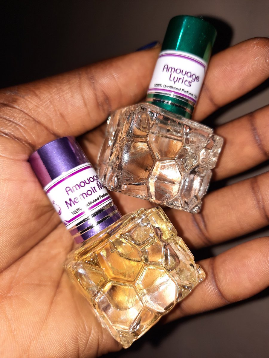 AnambraRealtor's tweet photo. All the way from FB
Someone said I can't get Retweets on Twitter, please guys prove them wrong.
3ml: 500
6ml: 1000
10ml:2000
#perfumes
#yourperfumeplug
#crypto https://t.co/HYe7mpZZPE