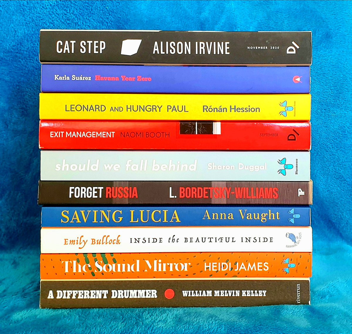 I've shared another  #tendamngoodbooks stack over on  #bookstagram today - I LOVED these books, can't recommend them enough! I'll drop my reviews in this thread, because why not?! Happy Saturday, folks!  