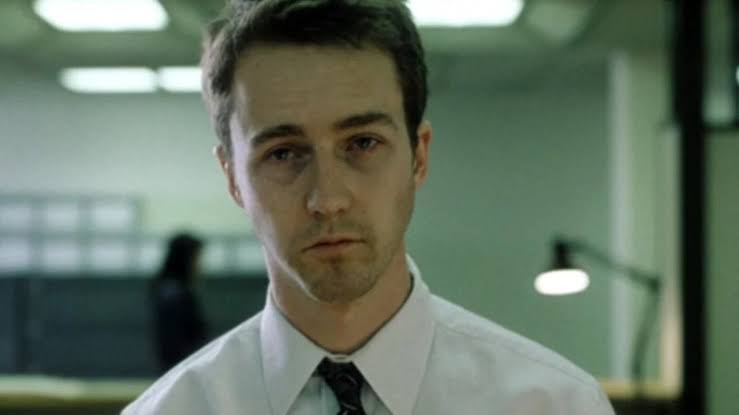 Rohankadam2000's tweet photo. To understand the psyche of the narrator in fight club director David fincher interviewed me about my years of experience in having to go to the movies all alone https://t.co/sbE5iRYlgk
