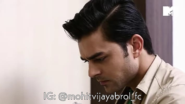 AbrolFc's tweet photo. Throwback Time ♥️
#mtvfannah
@iamchetnapande
@Panawasthy_31
@kkundrra
@MTVIndia

Your Favourite Guy:
👑@mohitvijayabrol 👑

#actor
#actorslife #mohitabrol #mohitvijayabrol #mtvindia #model #indianactor #mumbai  #scarletrose #chetnapande #pankhuriawasthy #karankundra #television https://t.co/4QdOPH0Llt