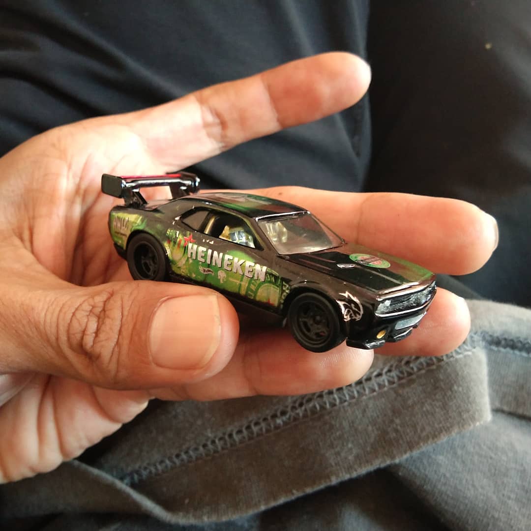 hotwheelica's tweet photo. #whatsinyourpockets https://t.co/5kOmWrK7VE