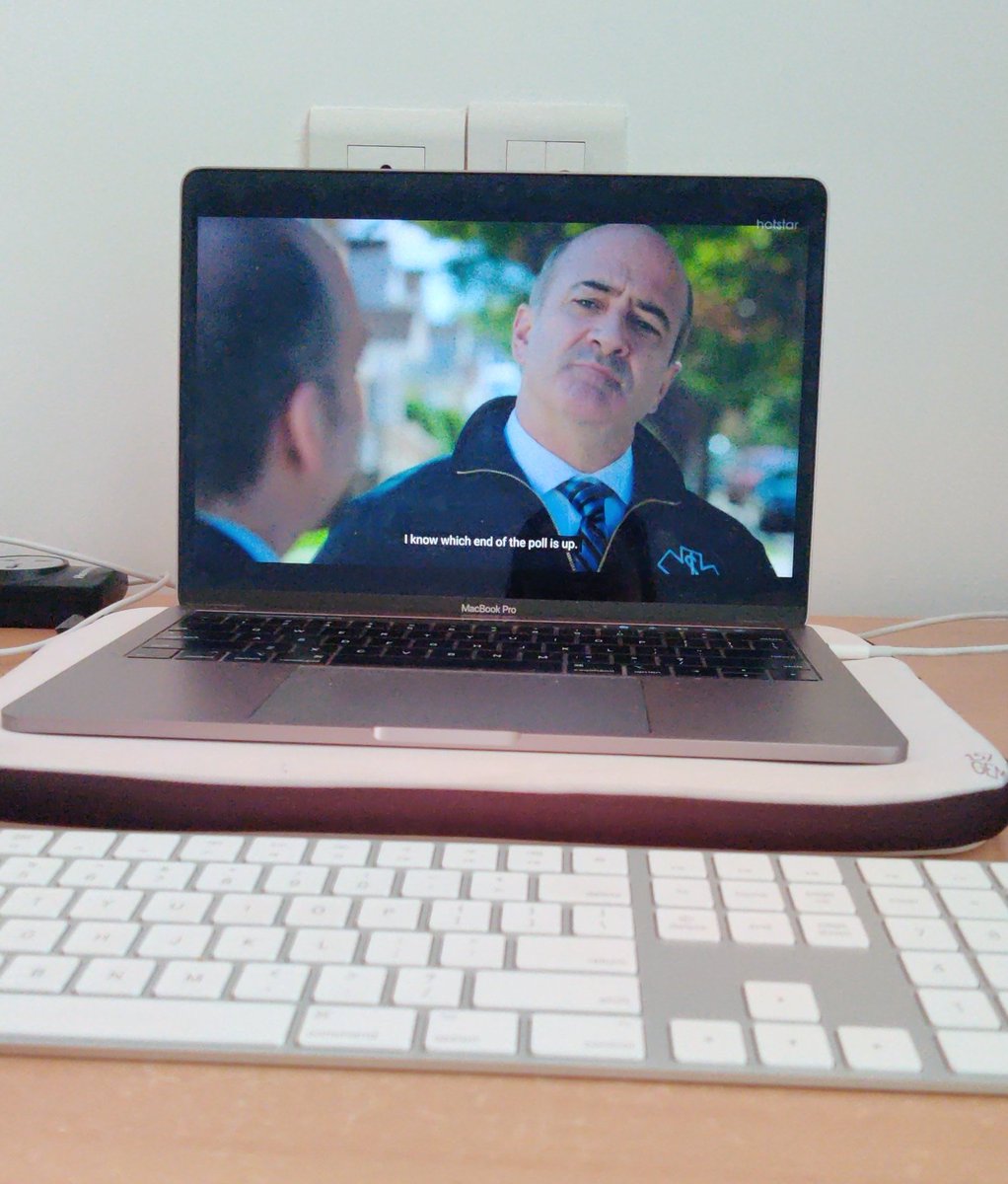 handbidexterous's tweet photo. Watching Billions in my new apartment with my own WiFi and feeling super adult after yesterday's setback π
#HelloAdulting https://t.co/lTotY794Af