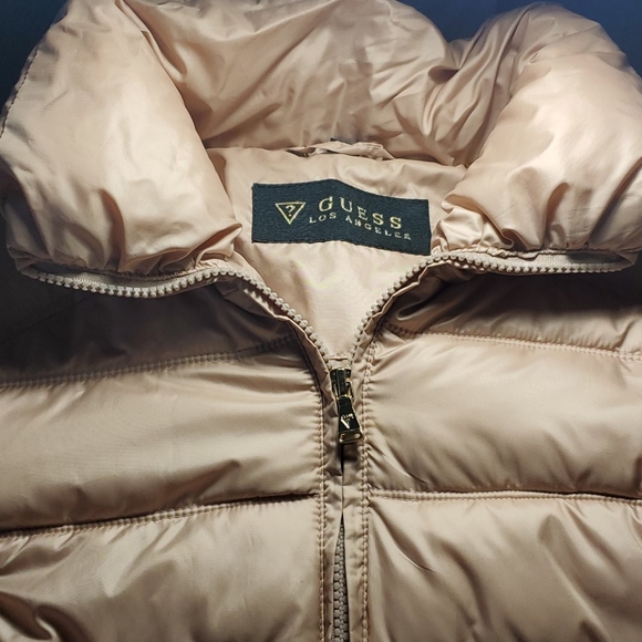 awkward_baroque's tweet photo. So good I had to share! Check out all the items I'm loving on @Poshmarkapp from @hansen_juniper1 #poshmark #fashion #style #shopmycloset #guess #kennethcolereaction: https://t.co/yut4UH8VK2 https://t.co/pm4eGDTJvW