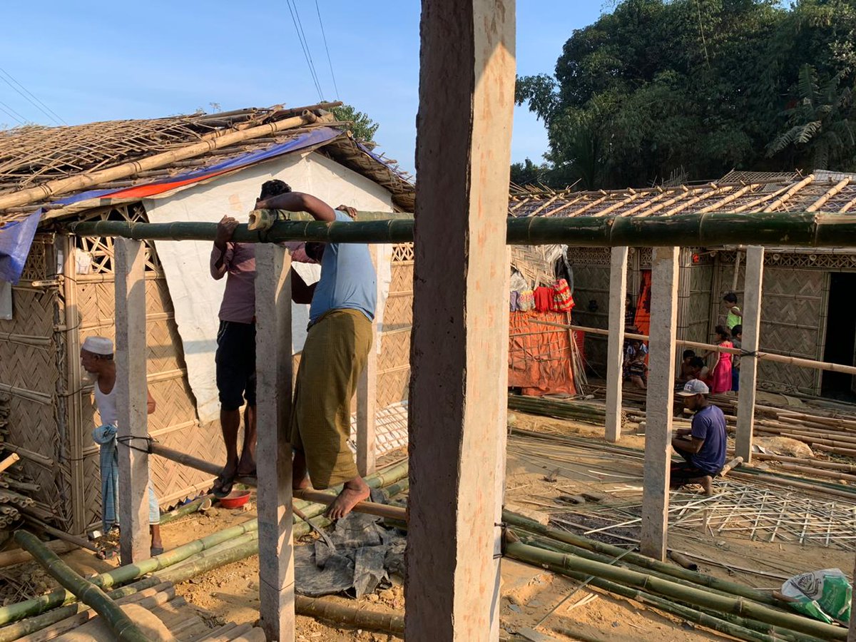 IFRCAsiaPacific's tweet photo. Staying home has been very important now more than ever. 

In a place like the #CoxsBazar Bangladesh refugee camps, there are severe challenges to this. Red Cross &amp; Red Crescent teams have been doing their best to provide better shelter support there amidst #COVID19. https://t.co/3daHJ0FzUH