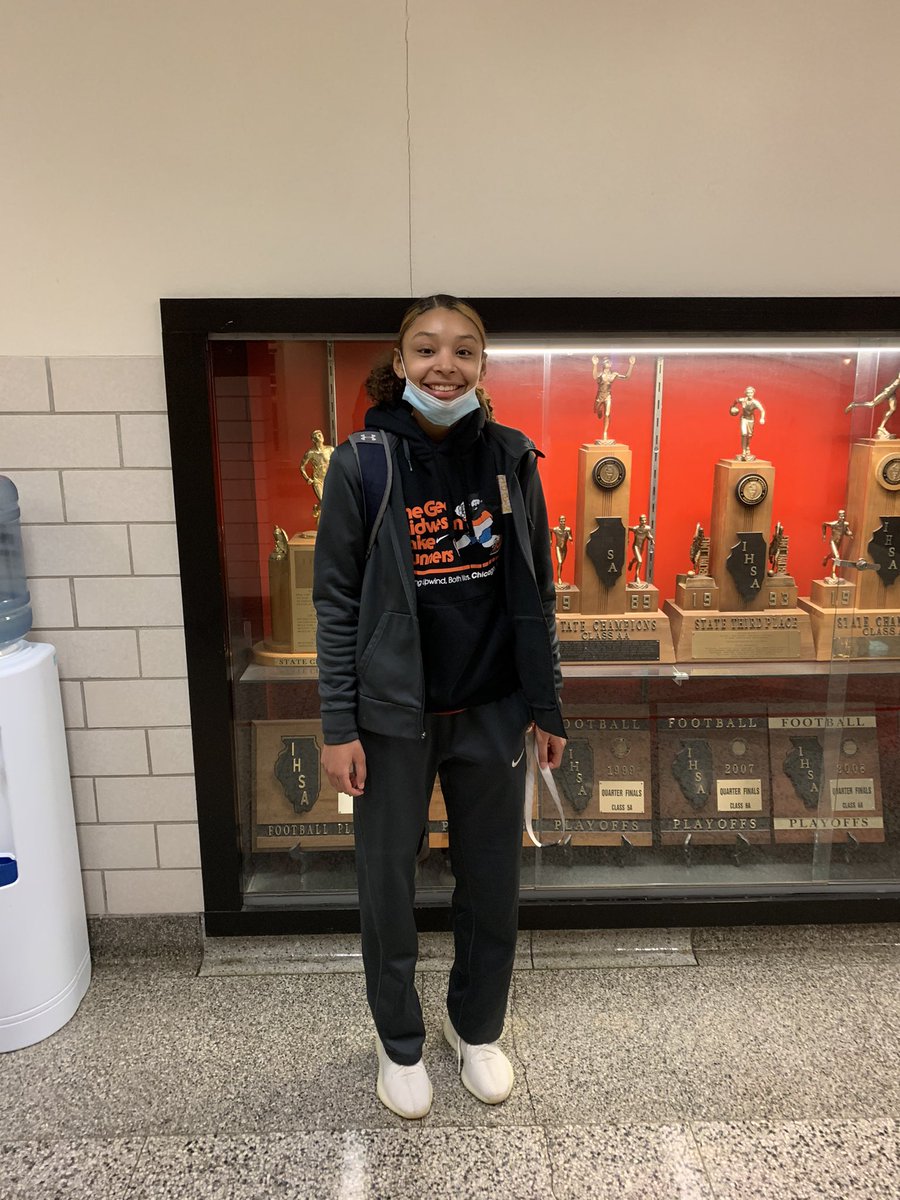 #HungryHobo11 Player of the Game is Rock Island’s Brooklynn Larson. The senior had 16 points, four steals, two rebounds, an assist and a block in the Rocks 68-34 win over Sterling. Larson helped lead the team on a 31-4 run in the second quarter. Rock Island is 2-0 with the win.
