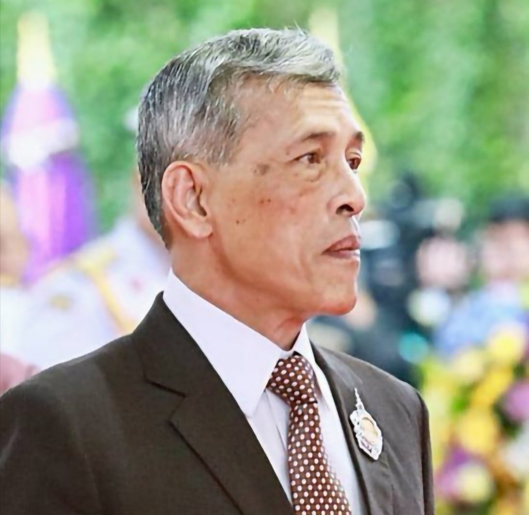 สลิ่มปกป้องสถาบัน🇹🇭👑 tweet media