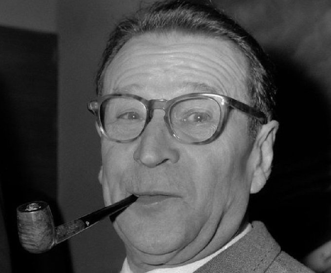 "Non arriva forse un momento in cui la stessa intensità di dolore rende insensibili? Jonas aveva oltrepassato quel limite e, pur prestando orecchio alle parole che gli venivano rivolte, ascoltava i rumori della strada".

Oggi nel 1903 nasceva #GeorgesSimenon.

#13febbraio.