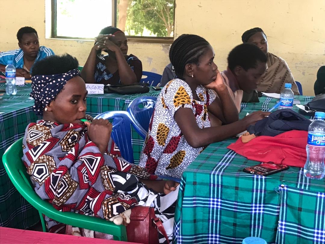 TungaMahadia's tweet photo. Data Driven Decisions are for everyone! Week 2: Training ⁦@PEPFAR⁩ DREAMS girls in Kahama on using basic data analytics skills to improve their businesses. Data4her, gaining more income while lowering risks for HIV/AIDS⁦. ⁦⁦@dLabTz⁩ https://t.co/ylaucgdjv3