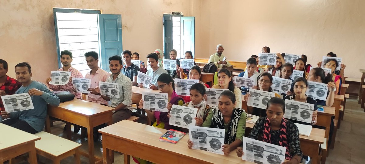 shrinivas6252's tweet photo. @CscKarnataka 
@CSCegov_ 
@l_Smrity 
@Tele_Law 
@dintya15
@anilsreddy123
Tele law awareness camp in BRB college Raichur Karnataka interaction with college students.thanks to csc/advocate purshotam sir/state cordinator Bhanu parakash sir and T shirt distribution program for PLVs https://t.co/ULjUtK71AE