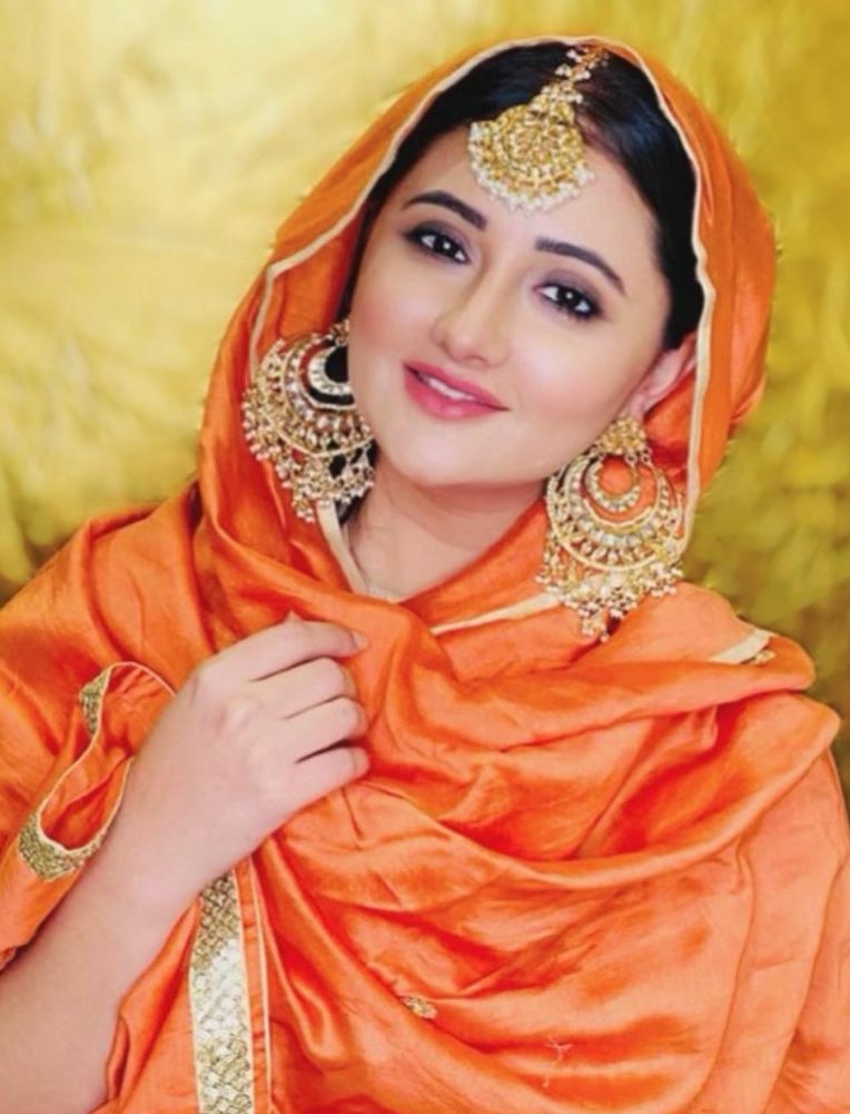 I - is for the Ice cream to have with your cakeHAPPY BIRTHDAY RASHAMI