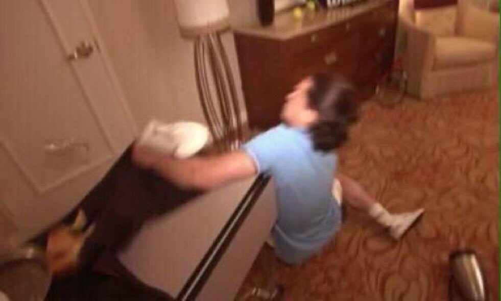 multifandom mutual-they are never ok -something they stan always fucks them up-get them help bc they’re probably overloaded with feelings