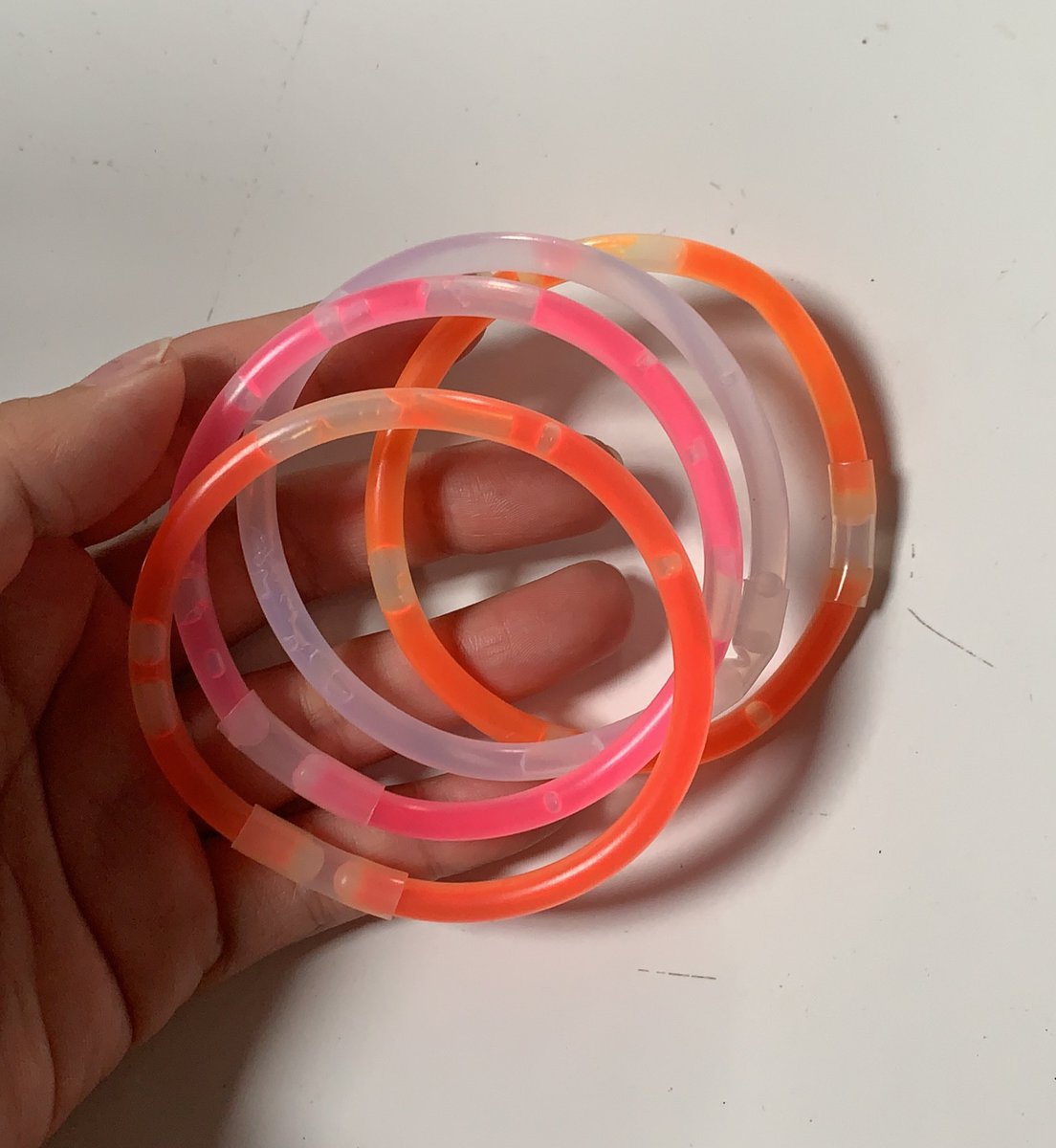 hayo ini gelang apa kalo ada yg tau? wkwkwk