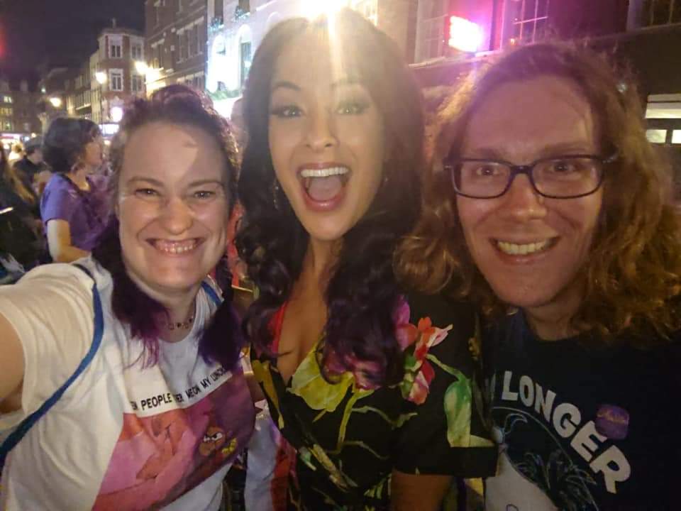 AladdinBDWYBlog's tweet photo. 3 years ago today we flew to LA to see @RhodesReed in her (then) final weeks as Jasmine. Courtney is Jasmine and is as incredible off stage as on. I'm so glad we got to see her, and the show, in LA, and that this wasn't the end of her Aladdin journey
#Aladdin #AladdinTour https://t.co/dbfkNuL0ms