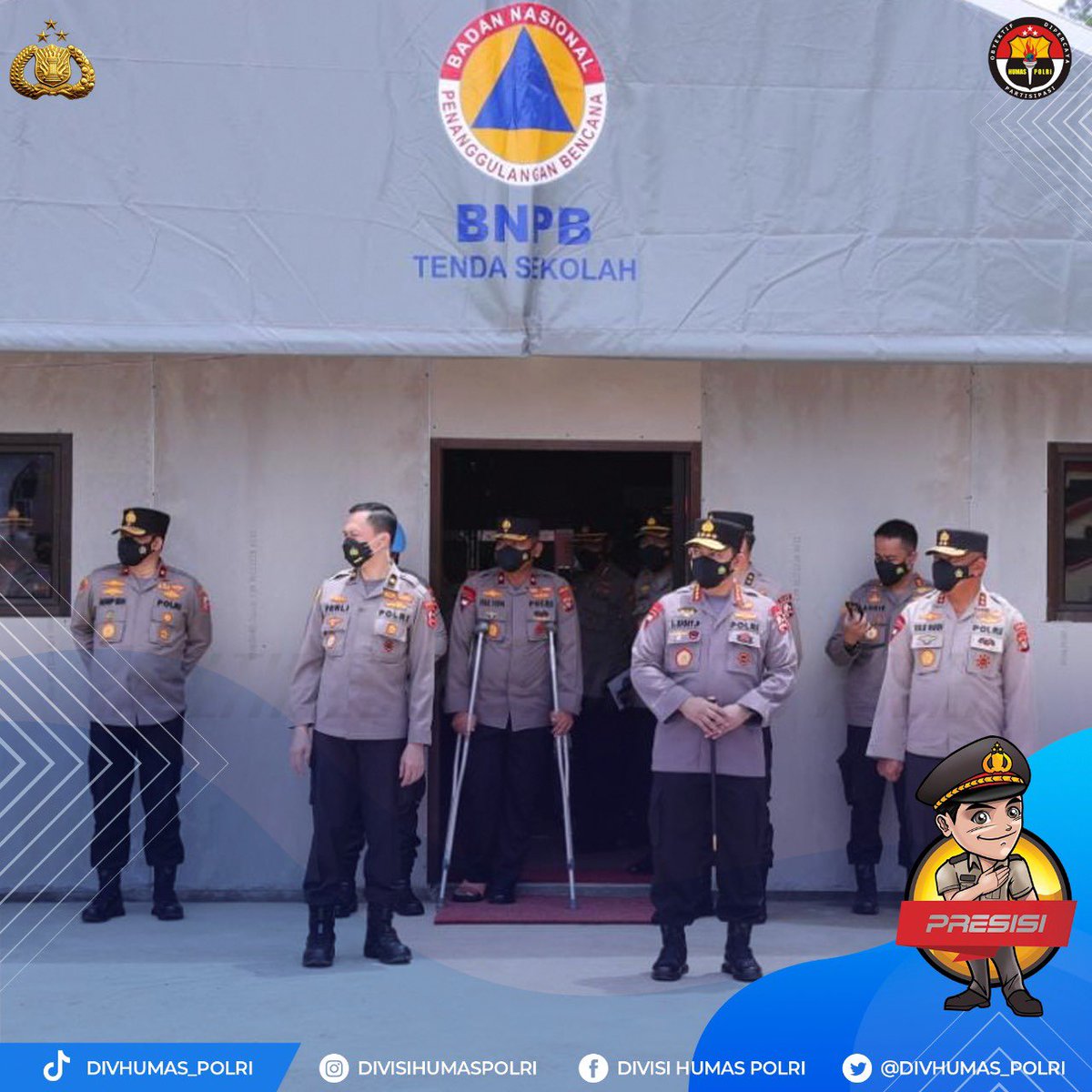 DivHumas_Polri's tweet photo. Kunjungi Sulbar, Kapolri Apresiasi TNI-Polri Tangani Bencana

Kapolri Jenderal Polisi Drs. Listyo Sigit Prabowo, https://t.co/4DihjLYjFu., melakukan kunjungan kerja ke wilayah Polda Sulawesi Barat (Sulbar), Jumat (12/2). https://t.co/Ex0V63J6c9