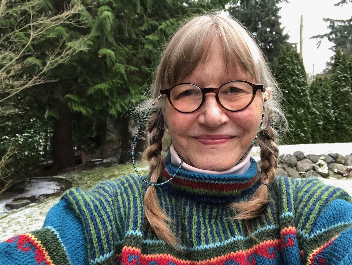 aliceboatwright's tweet image. Finished and ready for a walk in the snow! Hector helped me with the last bits. #knitting #covidprojects #snowing