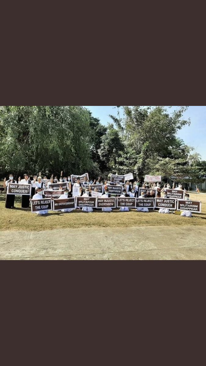 swal_lay's tweet photo. The prayers protesting against the military dictators in peaceful way by praying our lives to be safe both day and night and get back our democracy. #WhatsHappeningInMyanmar #Feb13Coup #CDM_IsTheAnswer https://t.co/js49iBeFID