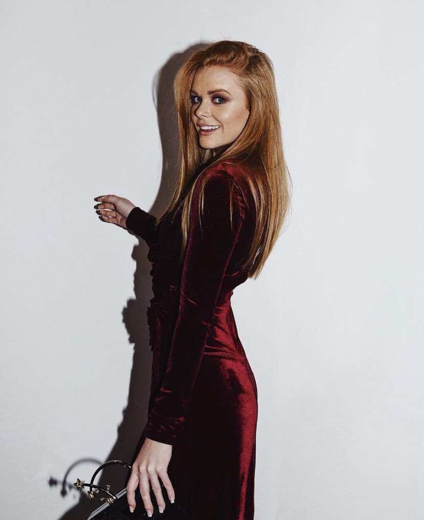 ProdigistRace's tweet image. Definitely and red kind of night.