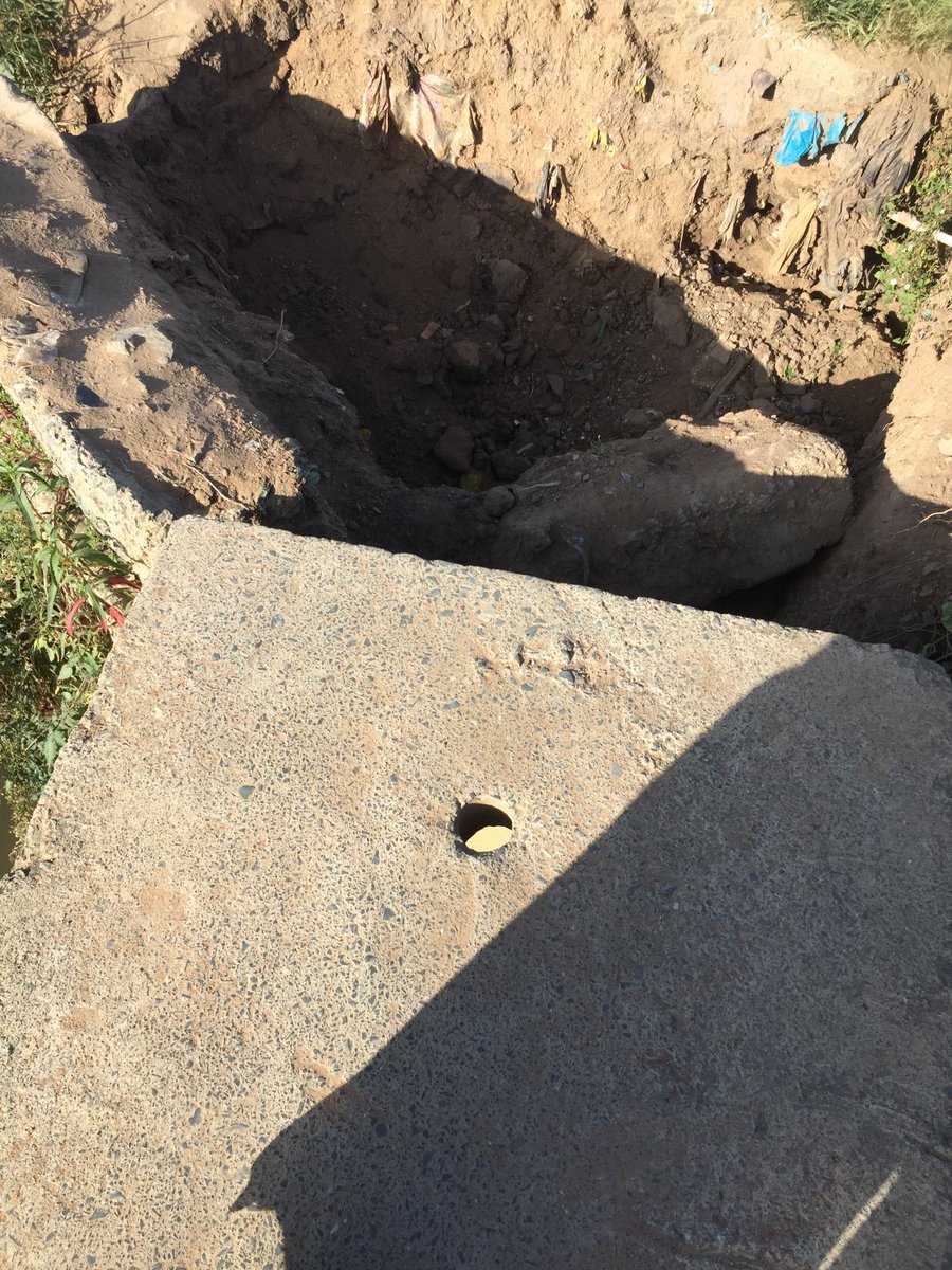 Attention #JoburgRoadsAgency #MyJRA,please assist with a damaged pedestrian bridge in Kaalfontein Extension 04,near Drake Koka Primary School.