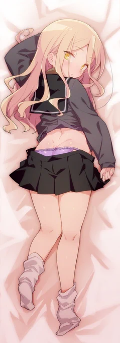 志染まくら #スターマイン #天見志染 #抱き枕 https://t.co/VNO1FY0KUu 