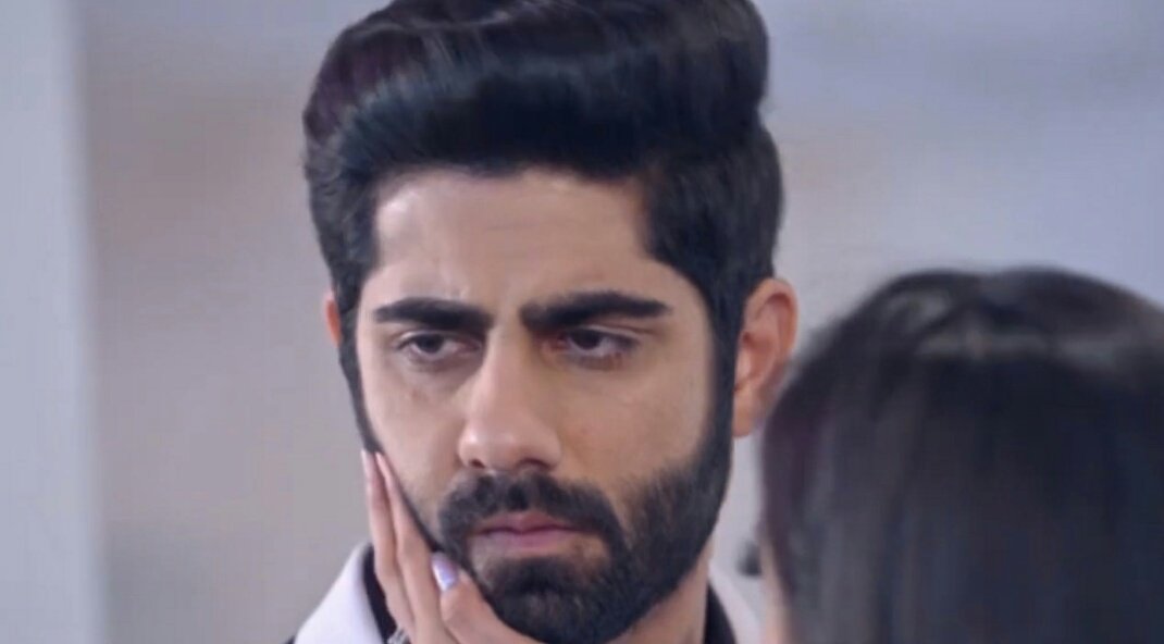 AlakanandaDas's tweet photo. @anuranjan1010 @TheITA_Official Rooting for #RrahulSudhir As #VanshRaiSinghania 🔥 for #PopularActor

#BestActor 
#IshqMeinMarjawan2  #ITA2020 @anuranjan1010 @TheITA_Official https://t.co/PvEq6n2IbX