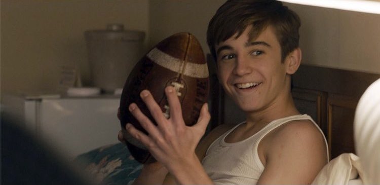 ThisIsUsFanCrew's tweet photo. Y’all the talent is beyond phenomenal  with this fine young actor @NBCThisisUs! Absolutely amazing performance by @theparkerbates on Tuesday nights episode! #ThisIsUs #LittleKevin👏🏼🏈👏🏼 https://t.co/MzkliCZR4T