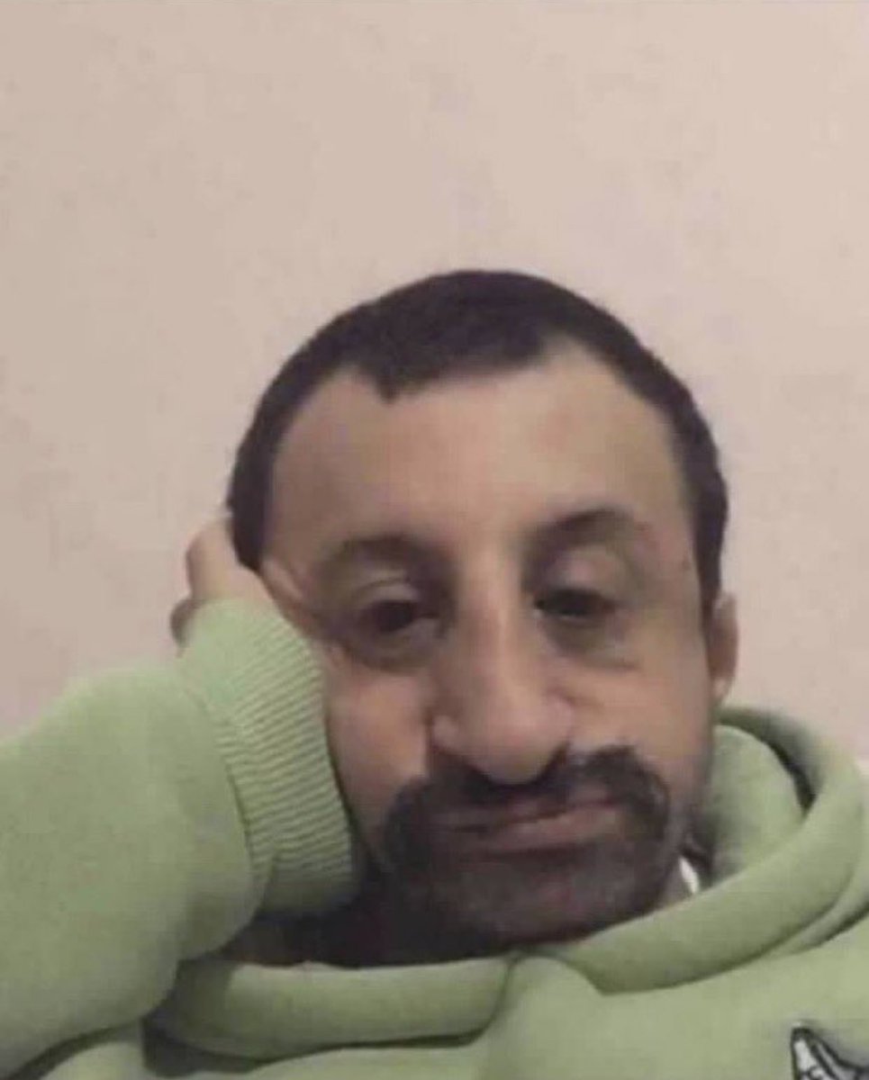 Tooma32265023's tweet photo. #نواف_يحبك_نوف حد يفهمنا ايش السالفه👀🙂😂😂 https://t.co/e191DDziXA