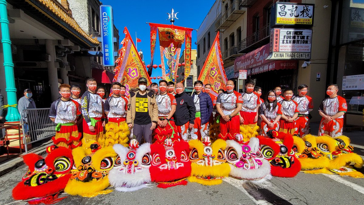 WillLexHam's tweet photo. Rung in the Lunar New Year with a great performance by San Francisco White Crane Lion Dance Group ✊
#ProudAFToBeAsian #AsianAmerican #AmericanAsian #StandForAsians #AsiansAreHuman https://t.co/DwevH6cU8g