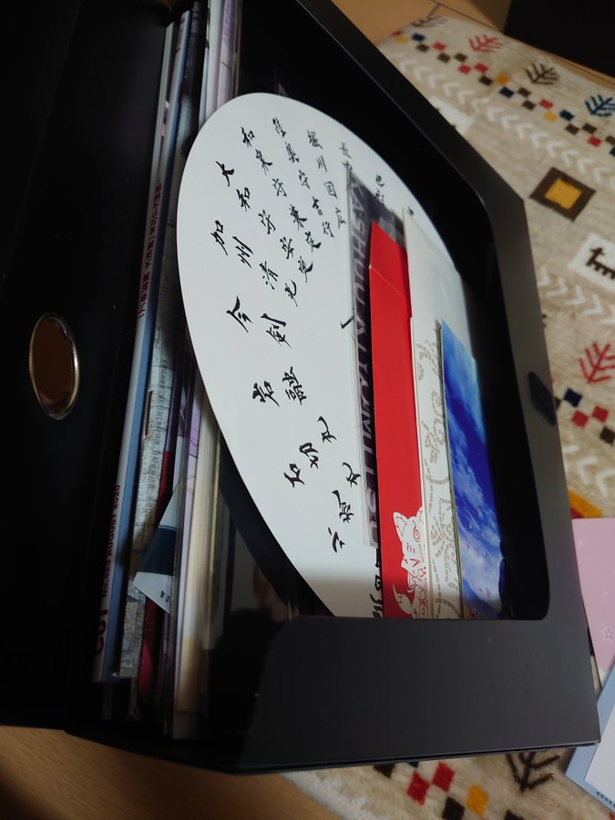 ダイソー やばい そのファイル神な気しかしない こういう商品探してたから有難い クリアファイルめちゃくちゃあって収納に困ってます ファイルケースがすごい 2 2 いまトピ