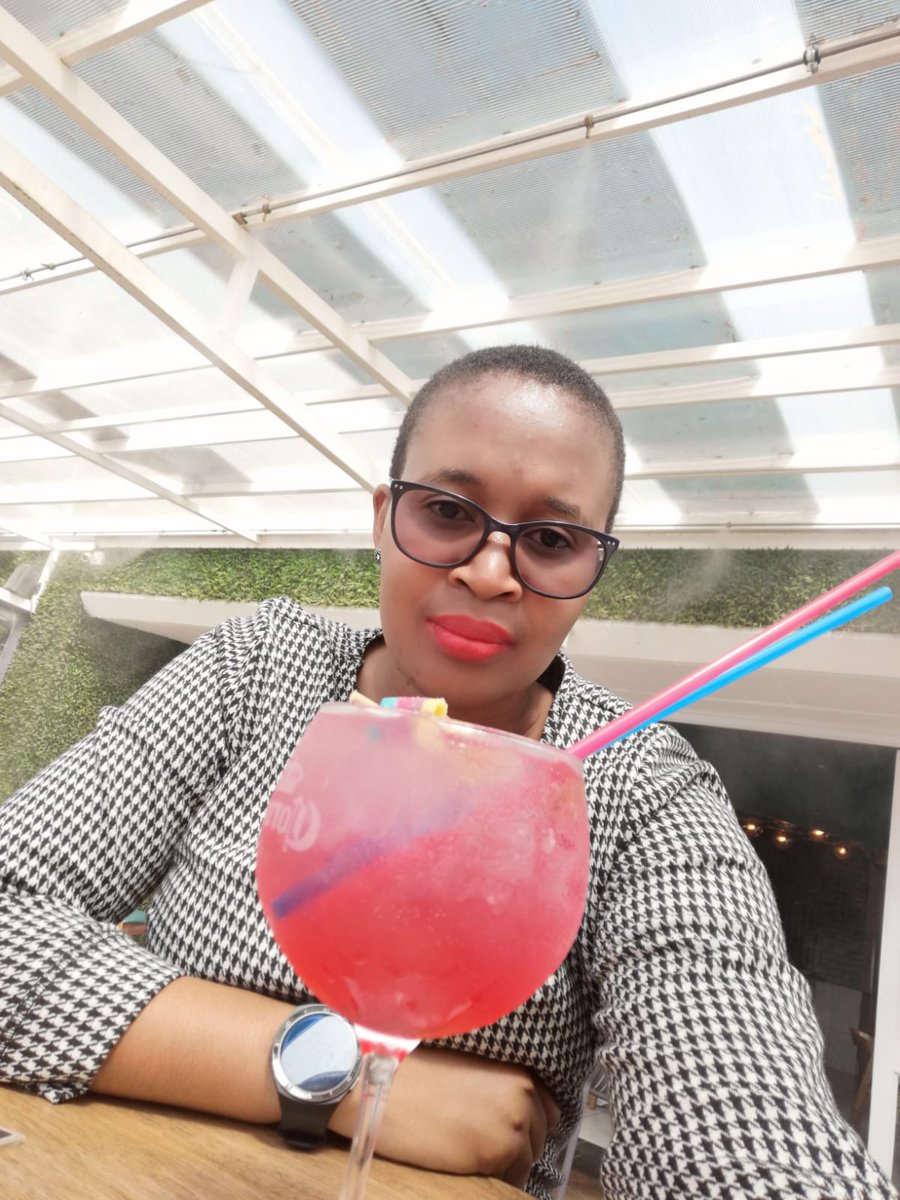 temaguguP's tweet photo. Pic 1 - May 2018 a month before i was diagnosed with TB.
Pic 2 Nov 2019 a month before I was hospitalized and diagnosed with borderline lupus
PIc 3 Dec 2020 4 months after skontiri became life
#RunningWithTumiSole
Still @ #FetchYourBody2021 https://t.co/sHaM7eIIv3