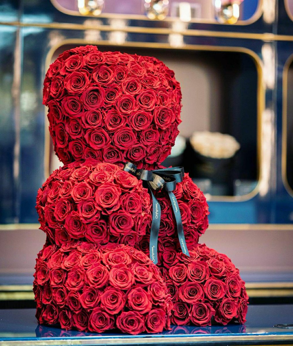 OnlyRoses's tweet photo. There he is, the Infinite Rose Teddy Bear. Hand made, with more than 300 red Infinite Roses ❤️

Image courtesy of our Qatar team at @dohafestivalcity

#infinite #longlasting #luxury #lifestyle #doha #qatar #dohaqatar #qatarbloggers #dohablogger #onlyroses #onlyrosesqa #valent https://t.co/1QIYeeyMzP