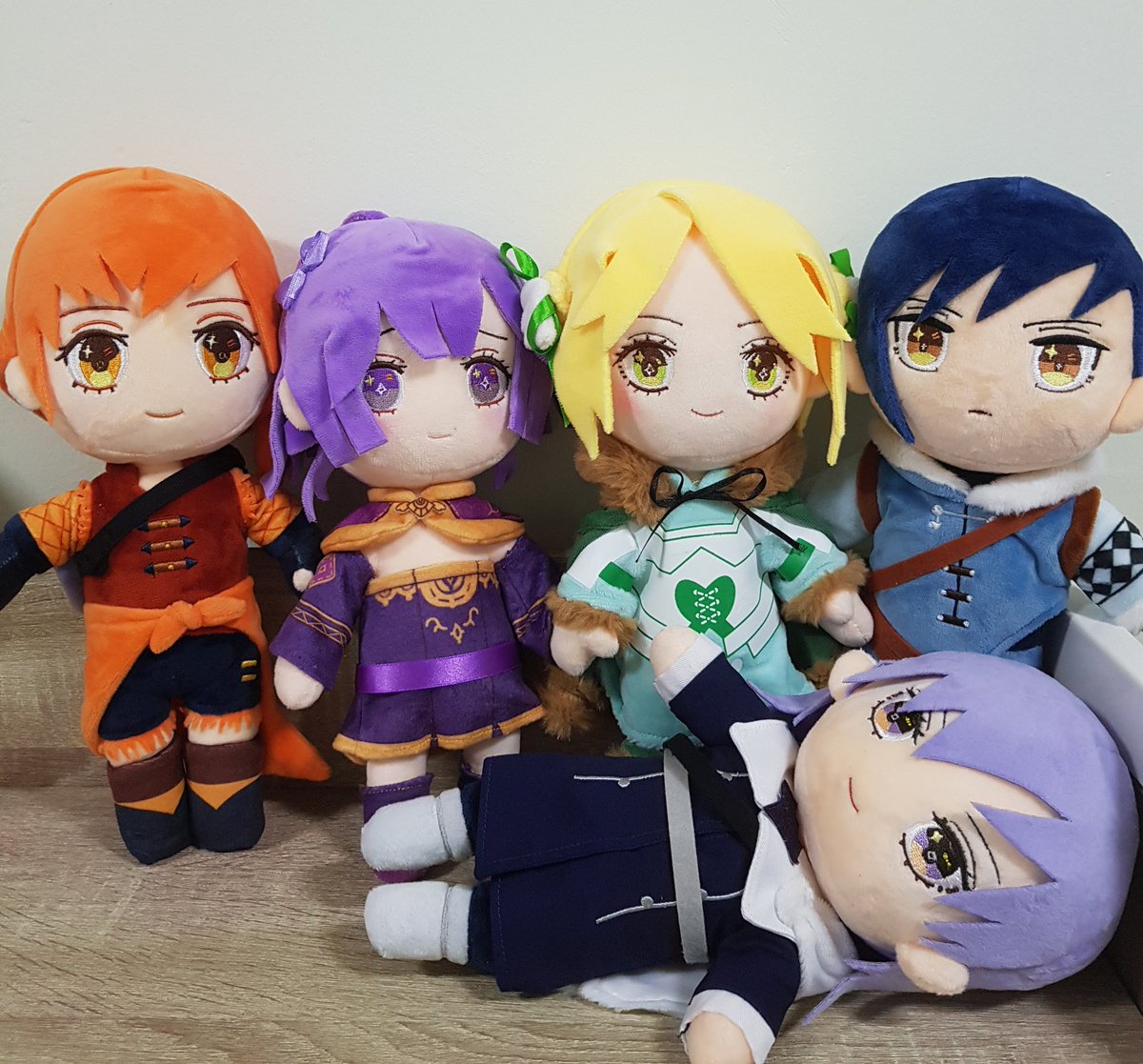 hanjyuus's tweet photo. Three Houses is trending so!! Plushie collection 😋 https://t.co/QGAgBQTGyK