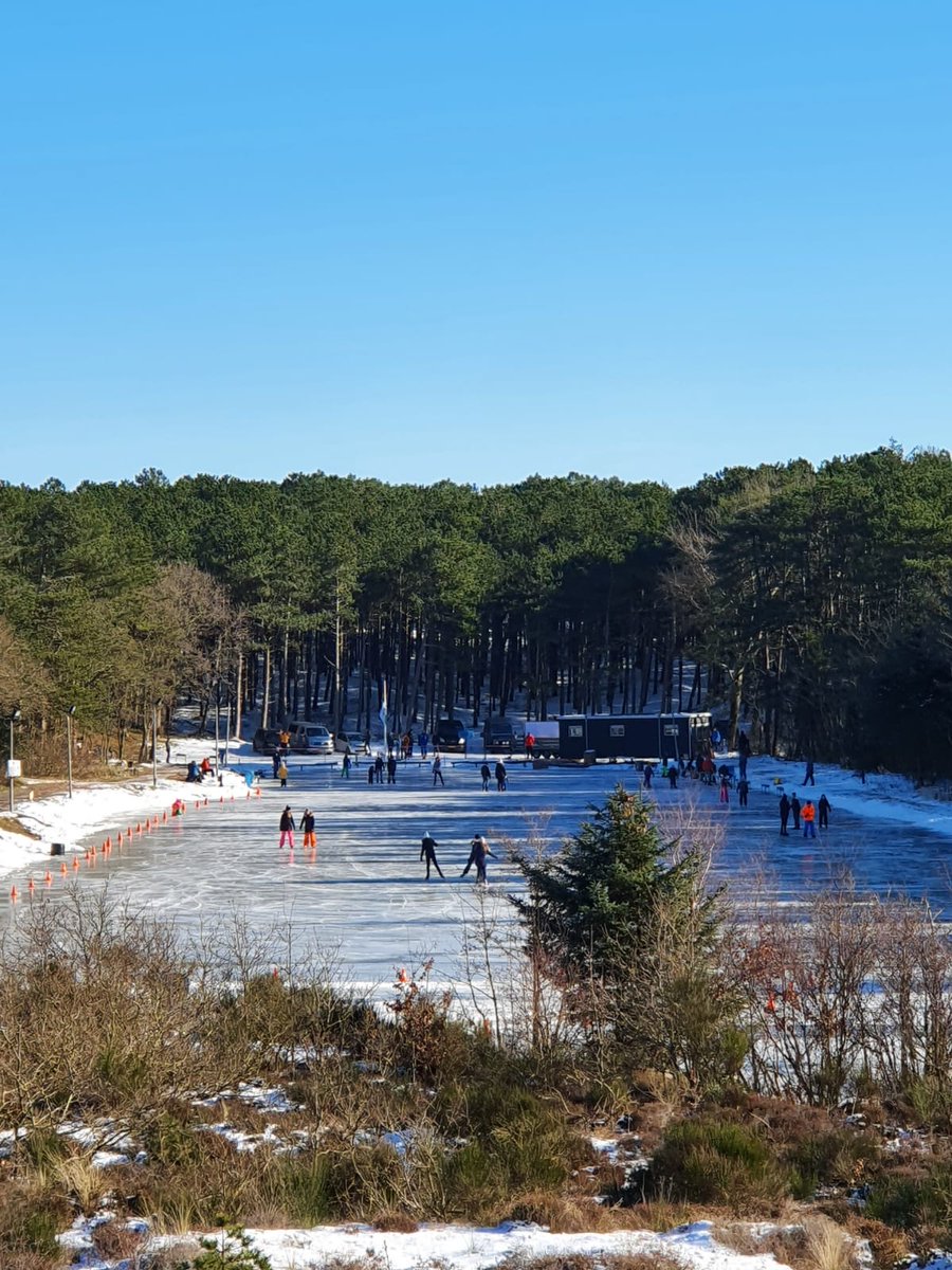 En dan zijn we los (foto Schylgeict) #schaatsen #Terschelling #Hoorn