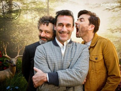 bravehobi's tweet photo. look how amazing this photo session.  David Tennant, Michael Sheen, Jon Hamm, Neil Gaiman And Douglas Mackinnon promote Good Omens in photo shoot . #GoodOmens #DavidTennant #michaelsheen #jonhamm #NeilGaiman #DouglasMackinnon #aziraphale #Crowley https://t.co/QXW7yy8Gbx