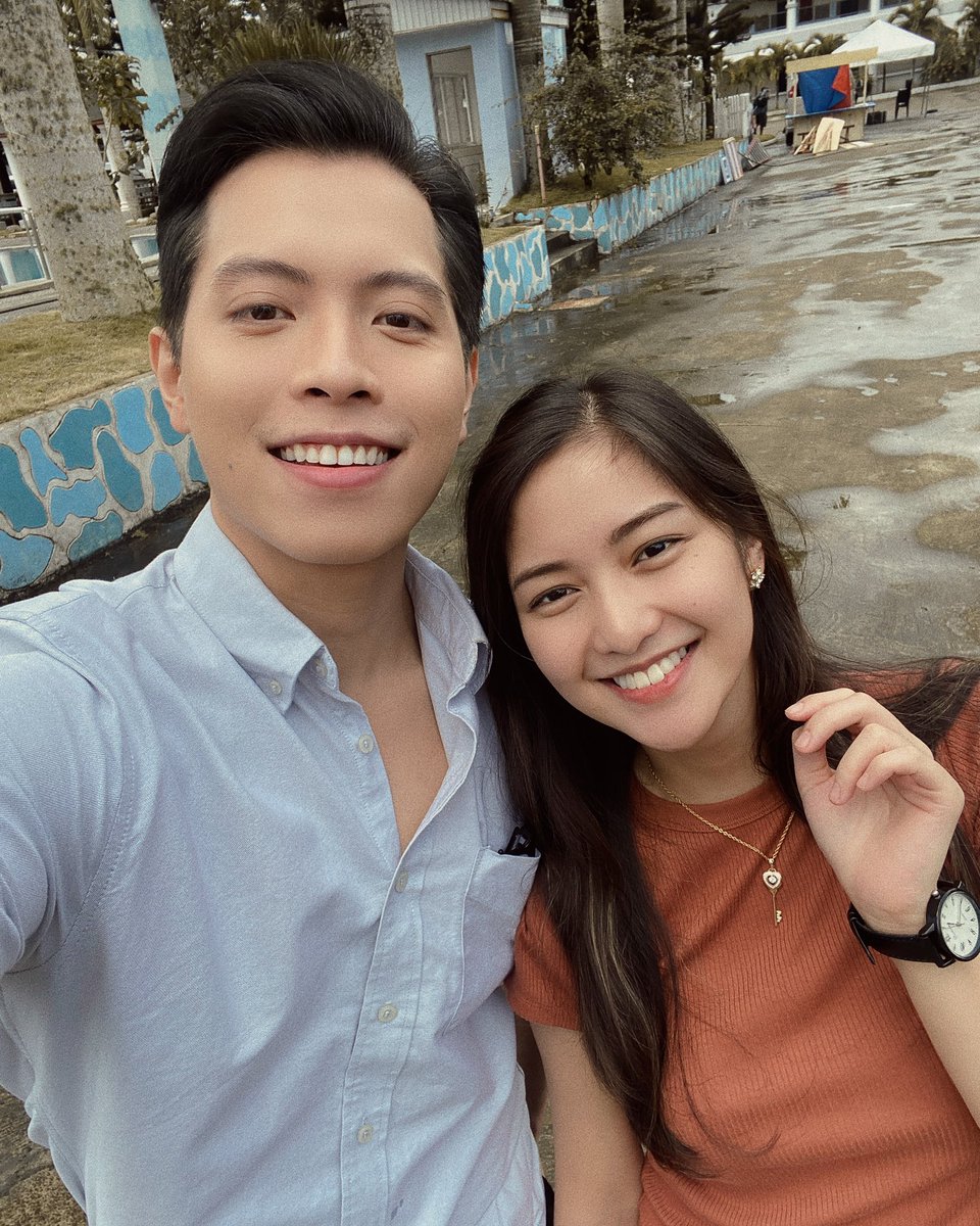 JasonJamesDy's tweet photo. Ilang minuto na lang, MMK na! ♥️ #MMKLoveAndAdulting @charliedizon_ https://t.co/fInONOP3uV