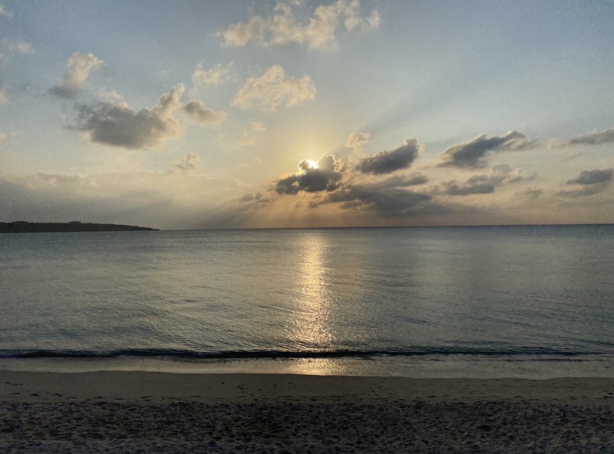 Photo_Okinawa_'s tweet photo. 宮古島で撮れた写真！パート3

#沖縄 #沖縄旅行 #沖縄観光 #観光スポット #観光 #おきなわ #旅行 #沖縄好きな人と繋がりたい #沖縄移住 #okinawa #okinawajapan #okinawalife #宮古島 #宮古島旅行 https://t.co/x1kudmKDDk