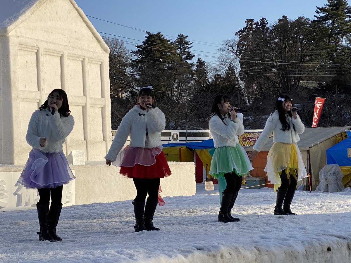 弘前城雪灯籠祭り 弘前城雪灯籠祭り