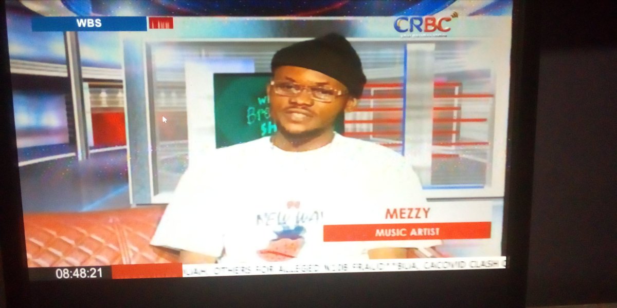 Mezzybatguy2's tweet photo. Did I tell you I was live today on @CRBConline_ with @mcjoeclassic??? Talking my career so far , My new single dropping tomorrow #Kpatakpata and the #ValentineBall show happening tomorrow @TheEchoesOfCalabar Marian. Hosted by Crbctvradio Station Cc @therealoffiong https://t.co/c0FKM8OW1M
