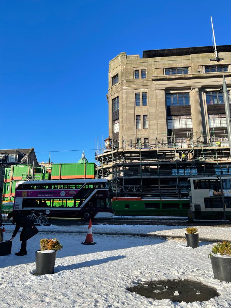 KeithScobie's tweet photo. Mark was in Edinburgh yesterday to oversee the unveiling of the famous Binns Department Store  clock now part of the new JWX..#jwx #deagio #binnsdepartmentstore #Edinburgh https://t.co/xHF5VPgVaj