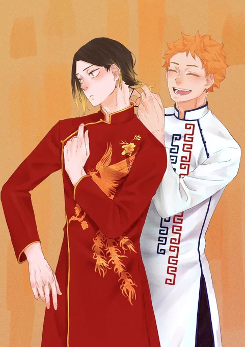 Happy Lunar New Year ??
Kenma and Hinata in Ao dai 
#vietnamtradional #aodai 