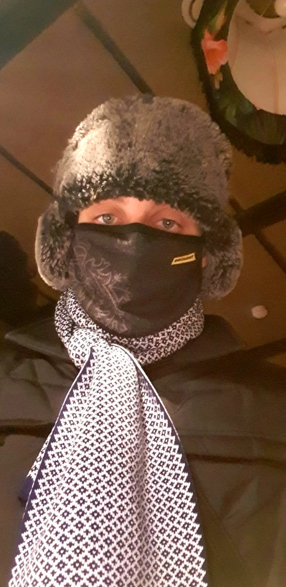 GricenkoVS's tweet photo. Скорее всего Я богатею. Просто процесс протекает БЕССИМПТОМНО!!!

#cryptocurrencies #TopNews #богатство #деньги #money #я https://t.co/M98pySd8O1