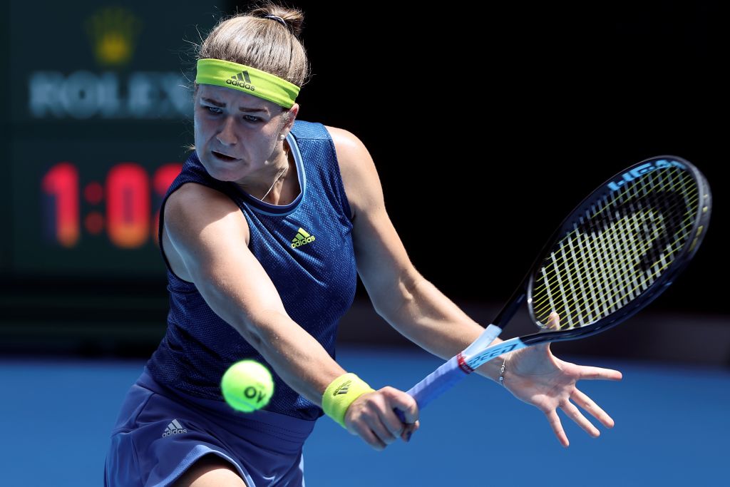 On an eerily quiet Day 6 at the Australian Open, Karolina Pliskova suffered a rare meltdown as she succumbed to fellow Czech... - wp.me/p8OktA-4aDf
#ElinaSvitolina #JessicaPegula #KarolinaMuchova #KarolinaPliskova