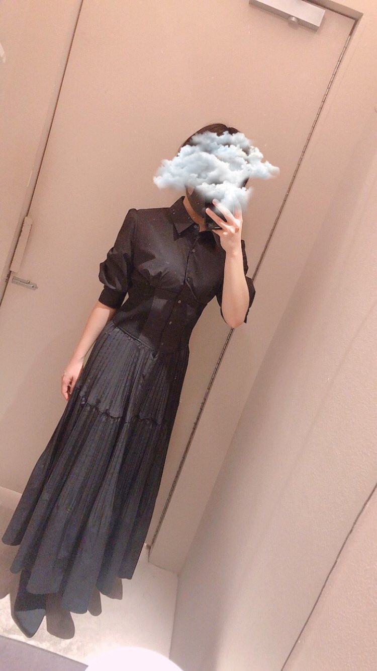 Twitter 上的 骨ストのみく 今までプリーツスカート ティアードスカートは大事故アイテムとして避けてきたのですが スッキリ着られるプリーツ ワンピースをfray I Dで発見 上半身部分のスッキリ感 そして斬新なコルセット部分がくびれを綺麗に見せてくれます