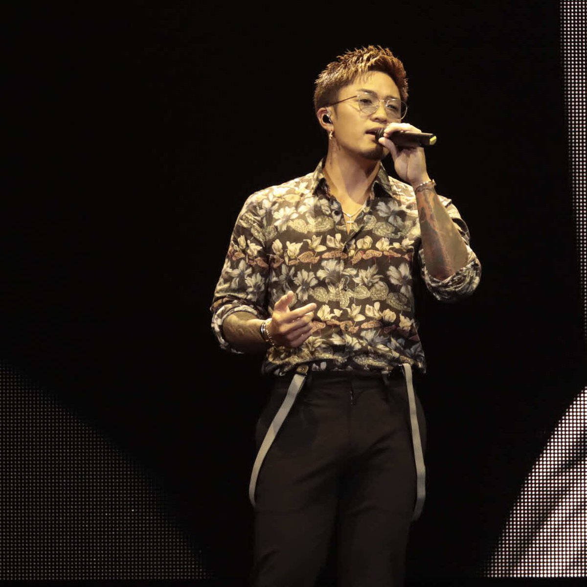 一部ネットで出てましたが、 従兄弟が GENERATIONSの数原龍友くんです